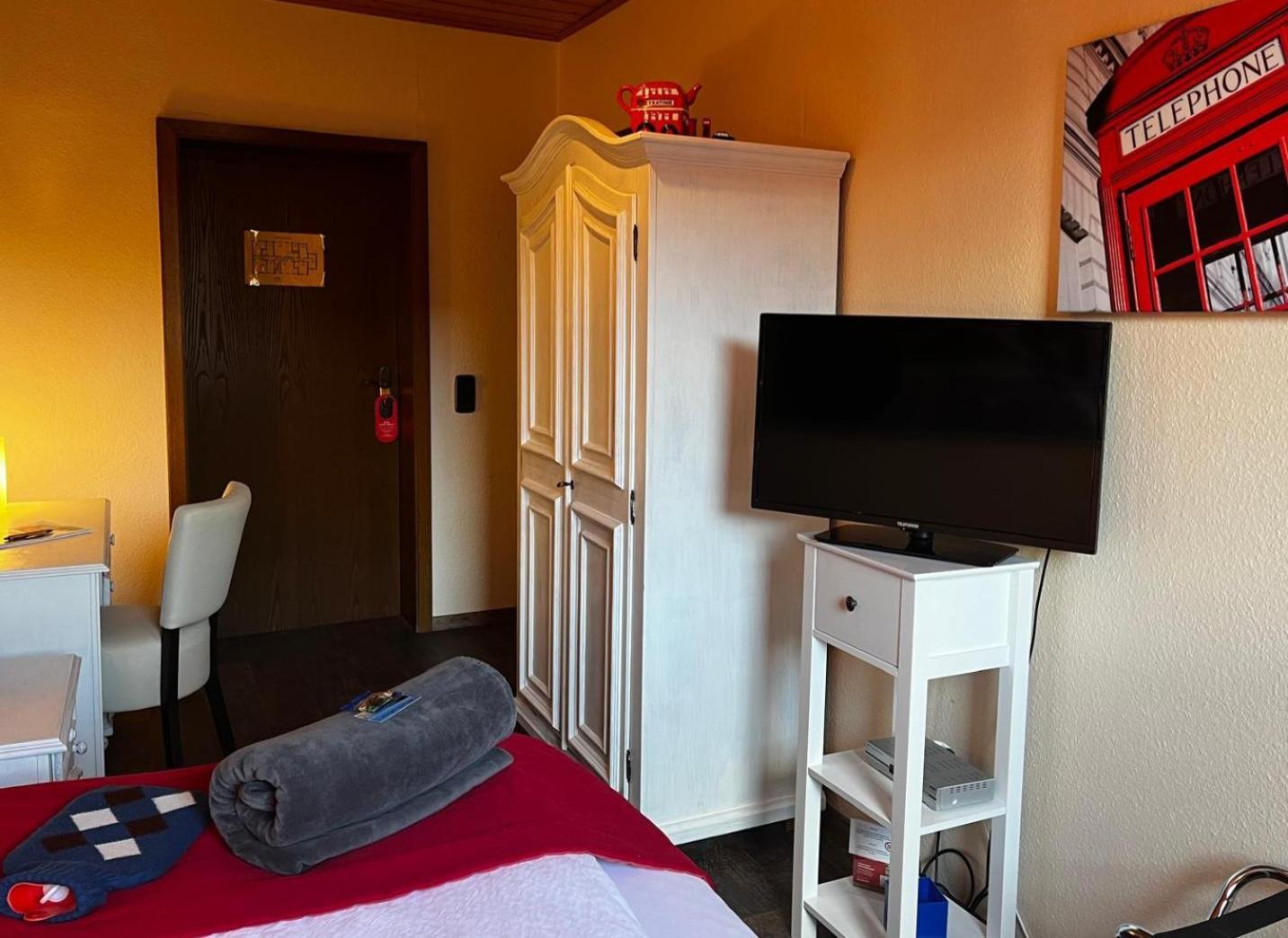 Henblas Hotel Neuenrade Eksteriør bilde