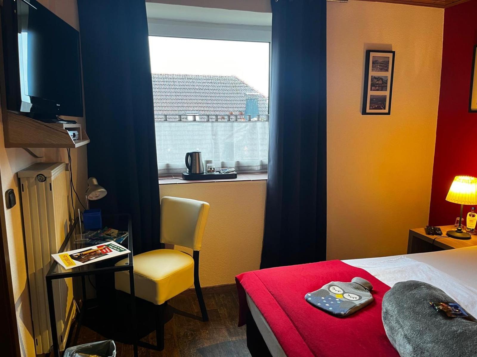 Henblas Hotel Neuenrade Eksteriør bilde