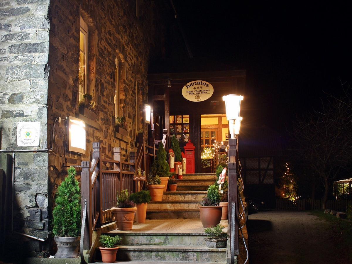 Henblas Hotel Neuenrade Eksteriør bilde